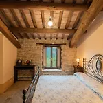 Elegant Stone House W Pool Monte San Martino